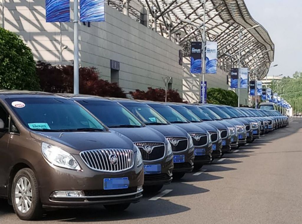 租車(chē)一天大概多少錢(qián)